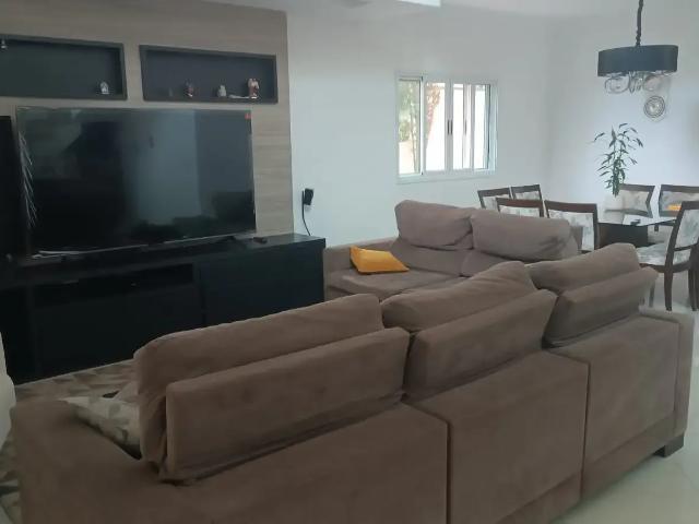 Casa / Sobrado em Condomínio para Locação em São José dos Campos/SP Jardim San Marino 4 Quartos
