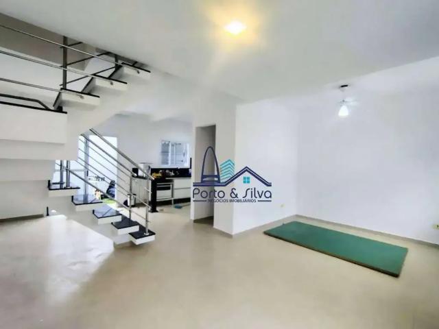 Casa / Sobrado em Condomínio para Locação em São José dos Campos/SP Jardim Uirá 3 Quartos