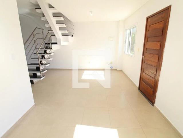 Casa / Sobrado em Condomínio para Locação em São José dos Campos/SP Jardim Uirá 2 Quartos