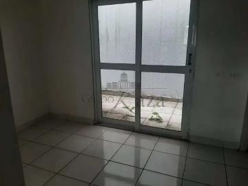 Casa / Sobrado em Condomínio para Locação em São José dos Campos/SP Monte Castelo 3 Quartos