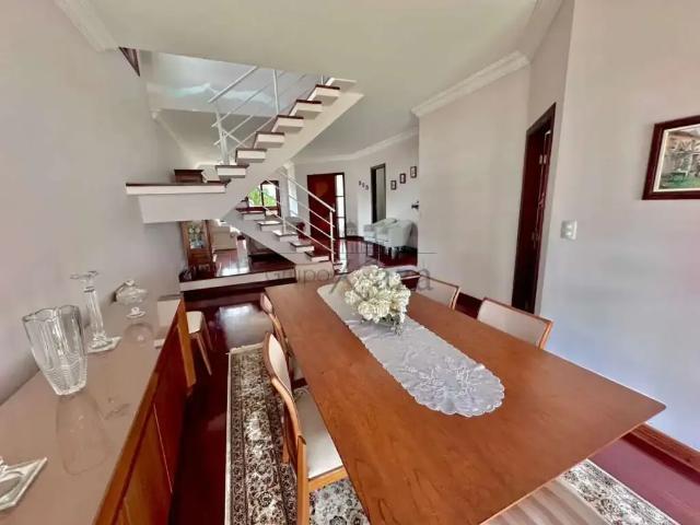Casa / Sobrado em Condomínio para Locação em São José dos Campos/SP Parque Residencial Aquarius 4 Quartos