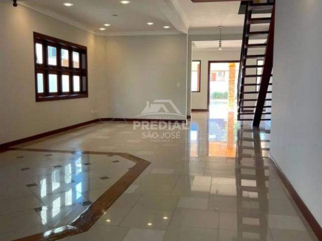 Casa / Sobrado em Condomínio para Locação em São José dos Campos/SP Parque Residencial Aquarius 4 Quartos