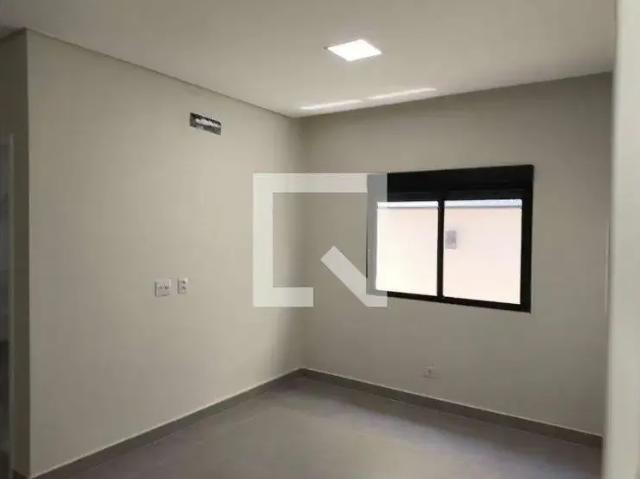Casa / Sobrado em Condomínio para Locação em São José dos Campos/SP Parque Residencial Flamboyant 3 Quartos