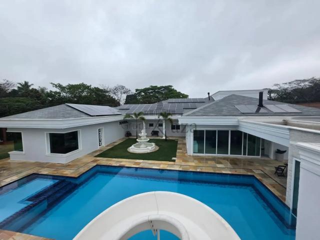 Casa / Sobrado em Condomínio para Locação em São José dos Campos/SP Quinta das Flores 6 Quartos