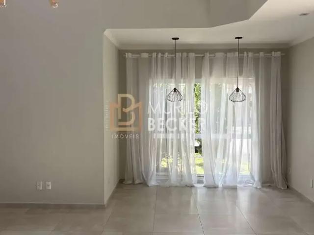 Casa / Sobrado em Condomínio para Locação em São José dos Campos/SP Urbanova 3 Quartos