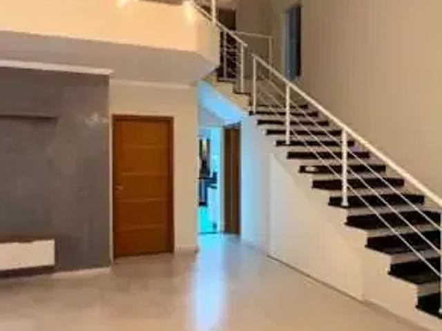Casa / Sobrado em Condomínio para Locação em São José dos Campos/SP Urbanova 3 Quartos