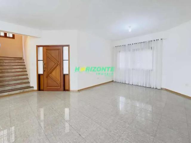 Casa / Sobrado em Condomínio para Locação em São José dos Campos/SP Urbanova 4 Quartos