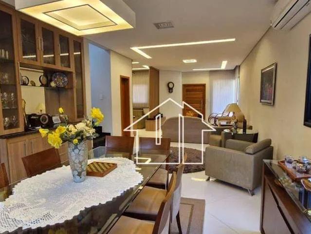 Casa / Sobrado em Condomínio para Locação em São José dos Campos/SP Urbanova 4 Quartos