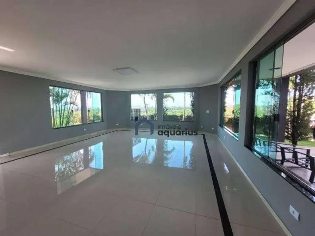 Casa / Sobrado em Condomínio para Locação em São José dos Campos/SP Urbanova 4 Quartos