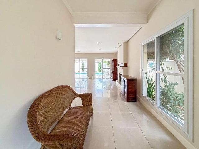 Casa / Sobrado em Condomínio para Locação em São José dos Campos/SP Urbanova 4 Quartos