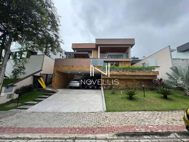 Casa / Sobrado em Condomínio para Locação em São José dos Campos/SP Urbanova 4 Quartos