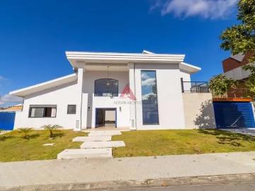 Casa / Sobrado em Condomínio para Locação em São José dos Campos/SP Urbanova 4 Quartos
