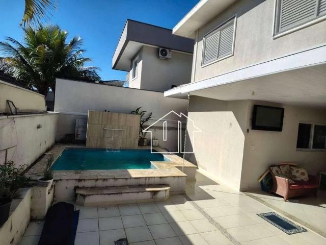 Casa / Sobrado em Condomínio para Locação em São José dos Campos/SP Urbanova 4 Quartos