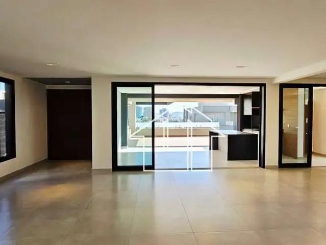 Casa / Sobrado em Condomínio para Locação em São José dos Campos/SP Urbanova 4 Quartos