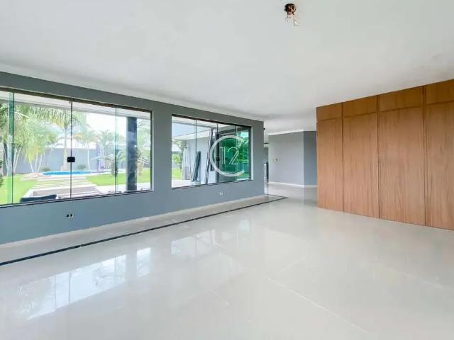 Casa / Sobrado em Condomínio para Locação em São José dos Campos/SP Urbanova 4 Quartos