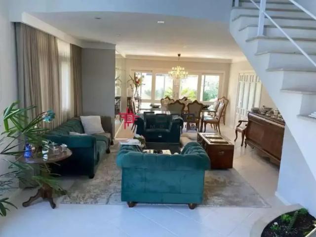 Casa / Sobrado em Condomínio para Locação em São José dos Campos/SP Urbanova 4 Quartos