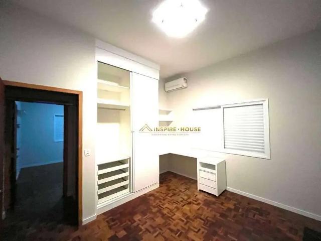 Casa / Sobrado em Condomínio para Locação em São José dos Campos/SP Urbanova 5 Quartos