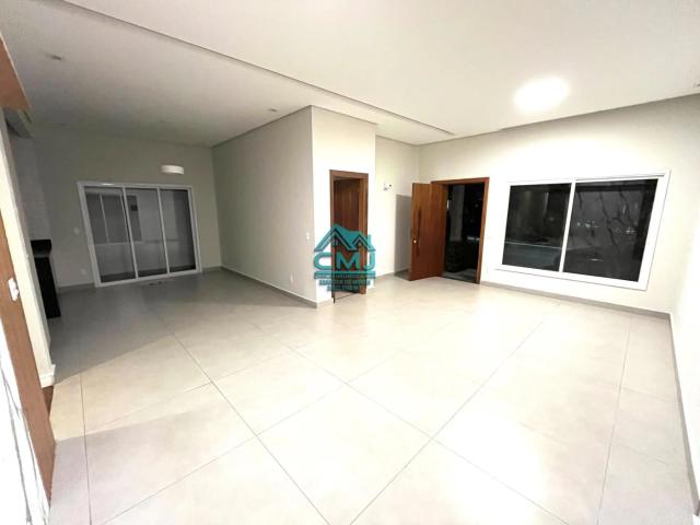 Casa / Sobrado em Condomínio para Locação em São José dos Campos/SP Urbanova 5 Quartos