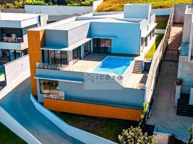 Casa / Sobrado em Condomínio para Locação em São José dos Campos/SP Urbanova 5 Quartos