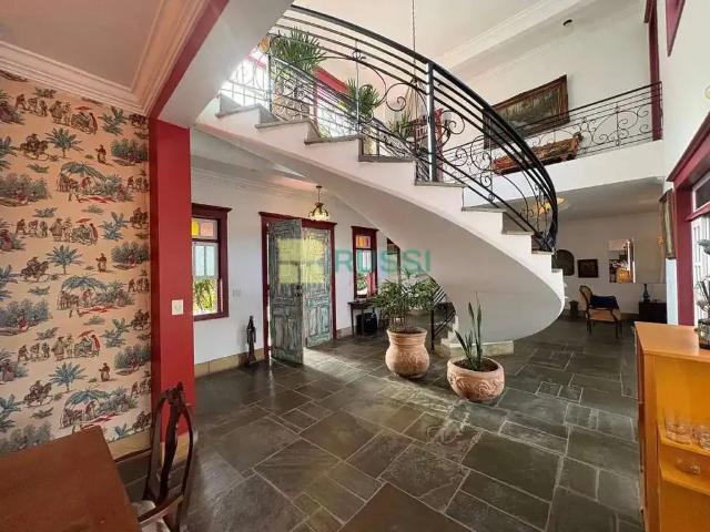 Casa / Sobrado em Condomínio para Locação em São José dos Campos/SP Urbanova III 5 Quartos