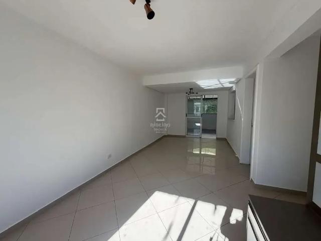 Casa / Sobrado em Condomínio para Locação em São José dos Pinhais/PR Boneca do Iguaçu 2 Quartos