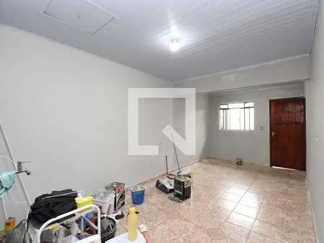 Casa / Sobrado em Condomínio para Locação em São José dos Pinhais/PR Parque da Fonte 2 Quartos