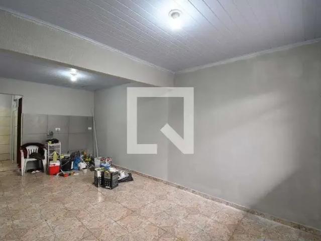 Casa / Sobrado em Condomínio para Locação em São José dos Pinhais/PR Parque da Fonte 2 Quartos