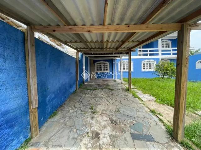 Casa / Sobrado em Condomínio para Locação em São José/SC Barreiros 3 Quartos