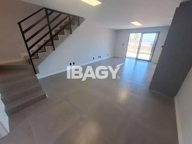 Casa / Sobrado em Condomínio para Locação em São José/SC Centro 2 Quartos