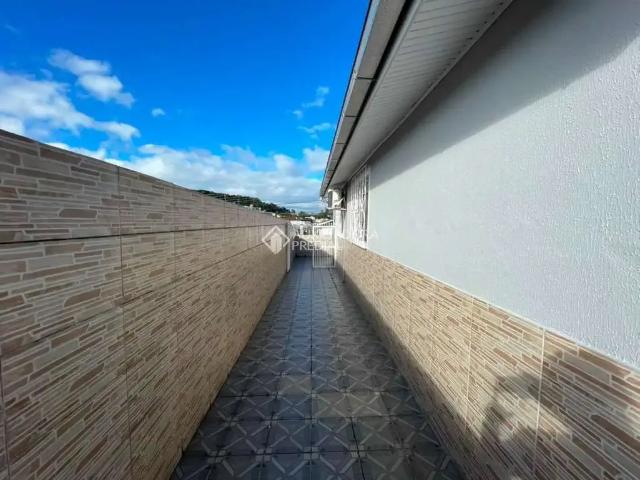 Casa / Sobrado em Condomínio para Locação em São José/SC Forquilhinhas 4 Quartos