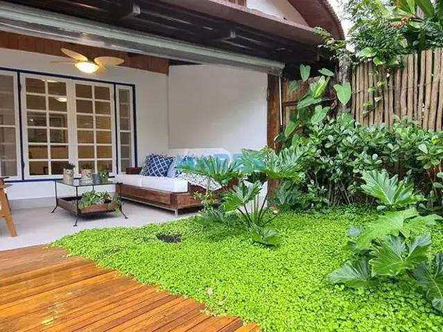 Casa / Sobrado em Condomínio para Locação em São Sebastião/SP Barra do Sahy 4 Quartos