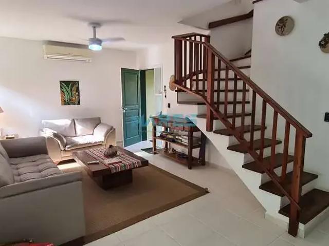 Casa / Sobrado em Condomínio para Locação em São Sebastião/SP Barra do Sahy 4 Quartos