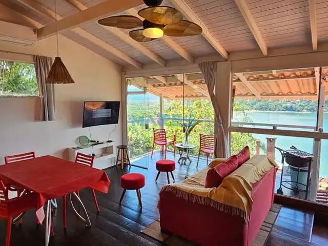 Casa / Sobrado em Condomínio para Locação em São Sebastião/SP Barra do Sahy 2 Quartos