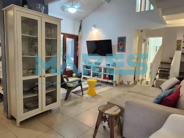 Casa / Sobrado em Condomínio para Locação em São Sebastião/SP Barra do Sahy 3 Quartos
