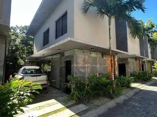 Casa / Sobrado em Condomínio para Locação em São Sebastião/SP Maresias 3 Quartos