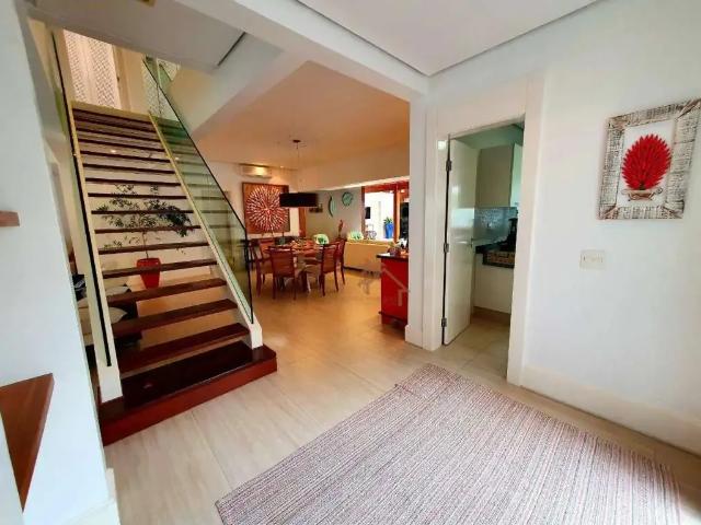 Casa / Sobrado em Condomínio para Locação em São Sebastião/SP Maresias 5 Quartos