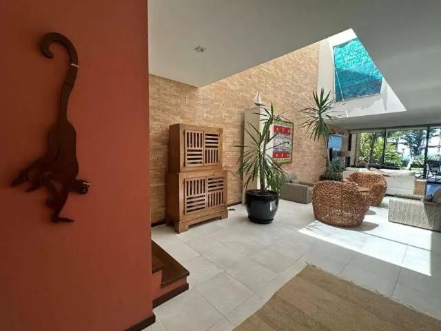 Casa / Sobrado em Condomínio para Locação em São Sebastião/SP Maresias 5 Quartos