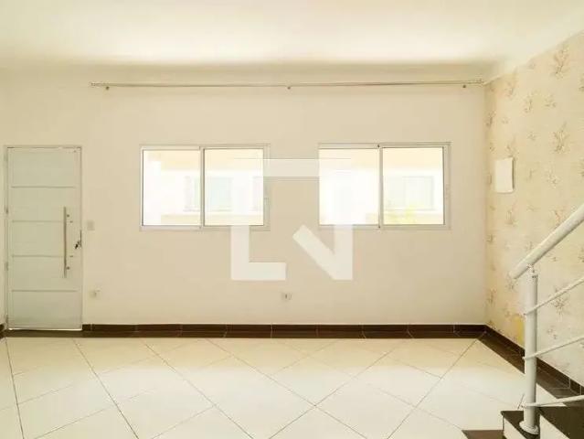 Casa / Sobrado em Condomínio para Locação em São Paulo/SP Vila Mazzei 3 Quartos