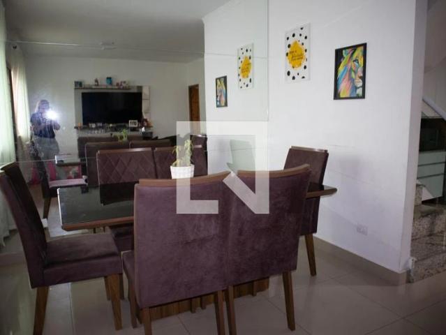 Casa / Sobrado em Condomínio para Locação em São Paulo/SP Vila Mazzei 3 Quartos