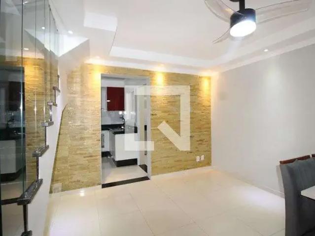Casa / Sobrado em Condomínio para Locação em São Paulo/SP Vila Carmosina 2 Quartos