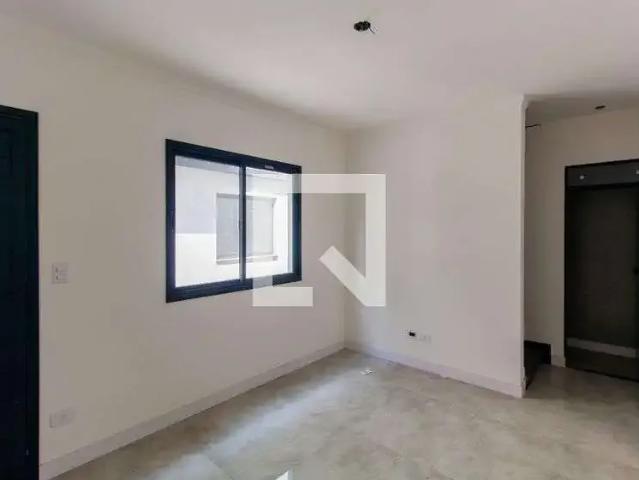 Casa / Sobrado em Condomínio para Locação em São Paulo/SP Vila Ema 3 Quartos