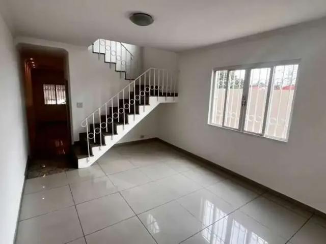 Casa / Sobrado em Condomínio para Locação em São Paulo/SP Vila Gomes 4 Quartos