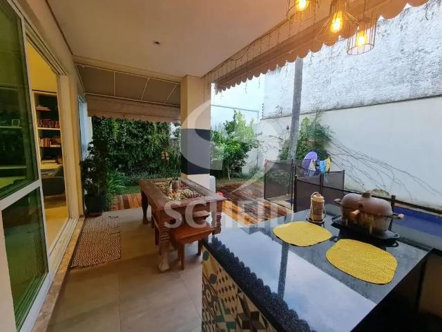 Casa / Sobrado em Condomínio para Locação em São Paulo/SP Alto da Boa Vista 4 Quartos