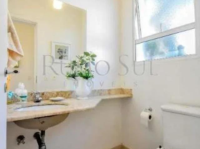 Casa / Sobrado em Condomínio para Locação em São Paulo/SP Alto da Boa Vista 5 Quartos
