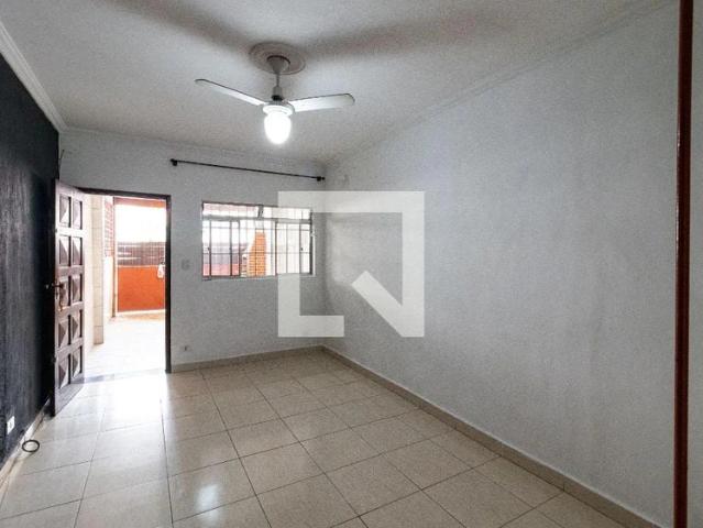 Casa / Sobrado em Condomínio para Locação em São Paulo/SP Alto da Lapa 2 Quartos