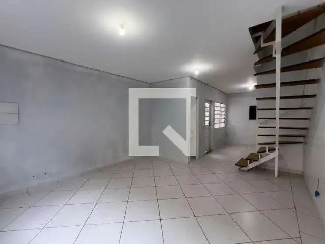 Casa / Sobrado em Condomínio para Locação em São Paulo/SP Cambuci 2 Quartos