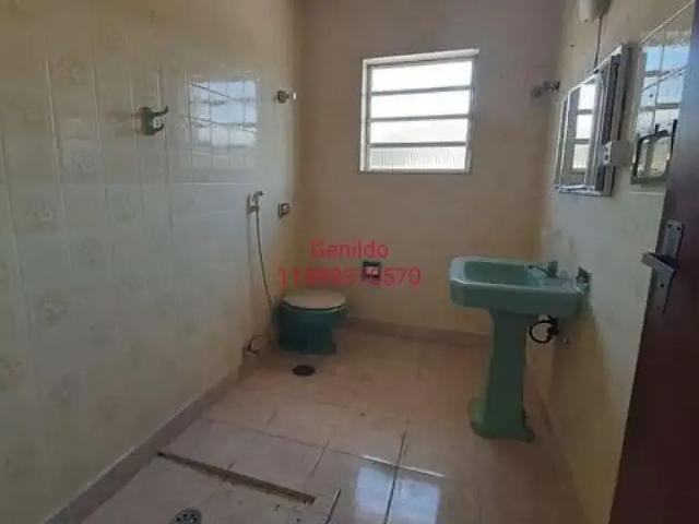 Casa / Sobrado em Condomínio para Locação em São Paulo/SP Caxingui 3 Quartos