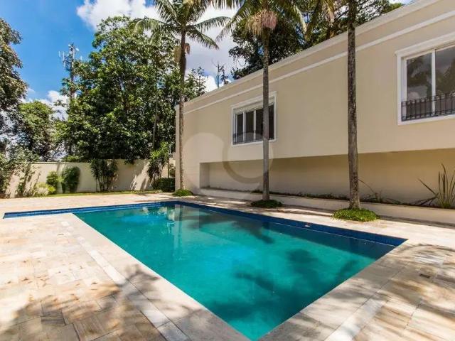Casa / Sobrado em Condomínio para Locação em São Paulo/SP Chácara Flora 4 Quartos