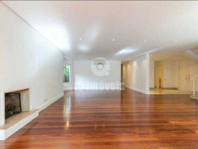 Casa / Sobrado em Condomínio para Locação em São Paulo/SP Jardim Cordeiro 4 Quartos