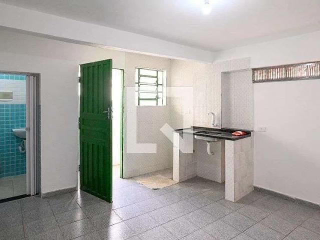 Casa / Sobrado em Condomínio para Locação em São Paulo/SP Jardim Botucatu 1 Quartos